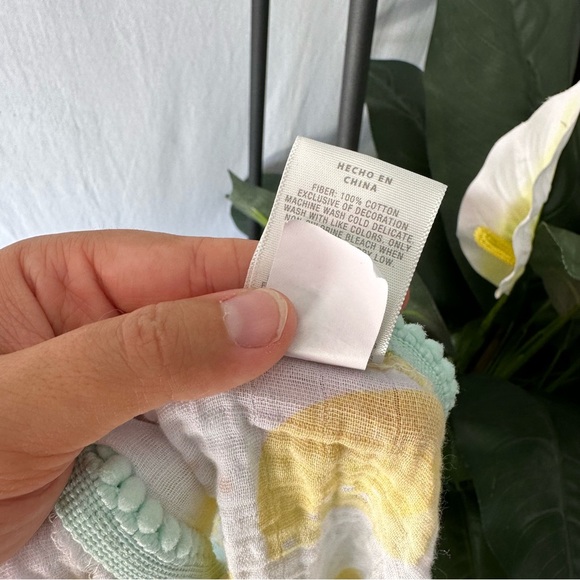 Cloud Island Gauzey Lemon Baby Blanket - Picture 4 of 4